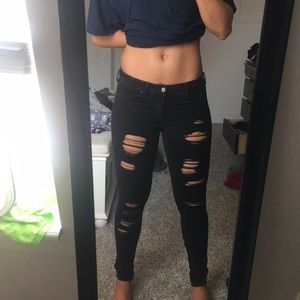 HOLLISTER SUPER SKINNY JEANS